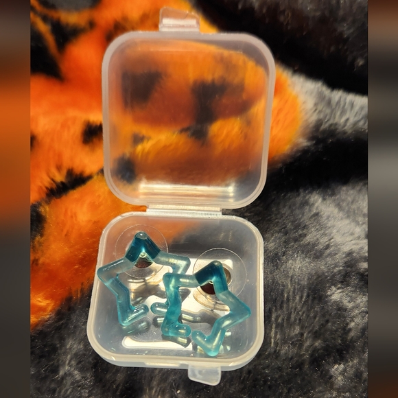 Star earrings - Picture 2 of 4